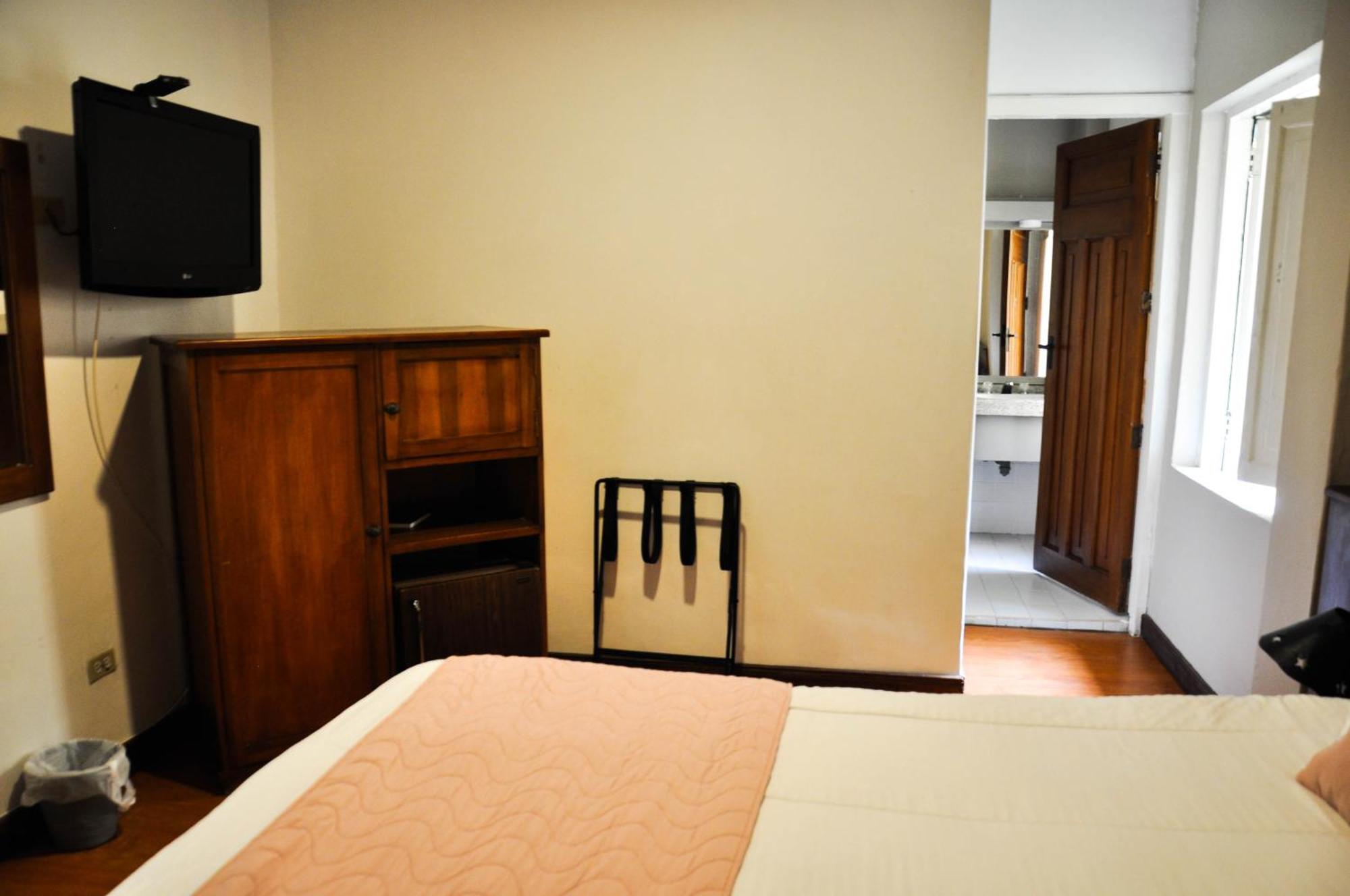 Hotel Ayenda Escorial 1936 3*